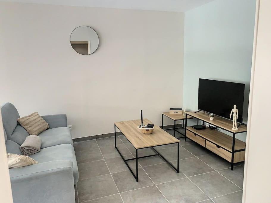 Le Jeanne Appartement Compiègne Buitenkant foto